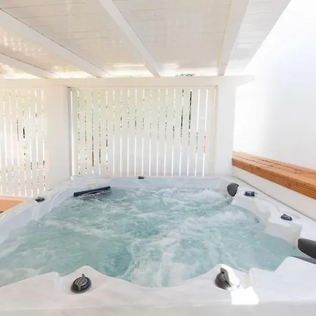My Dalmatia - Sea View Holiday With Private Jacuzzi 펜션 Sestrunj